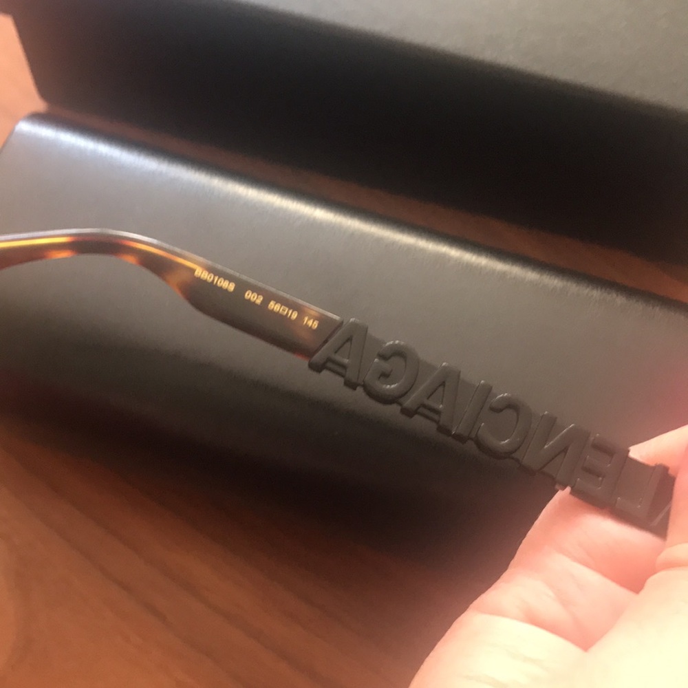 New - Picture 3 of 6